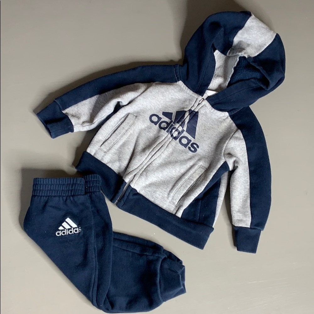 Adidas Sweatsuit